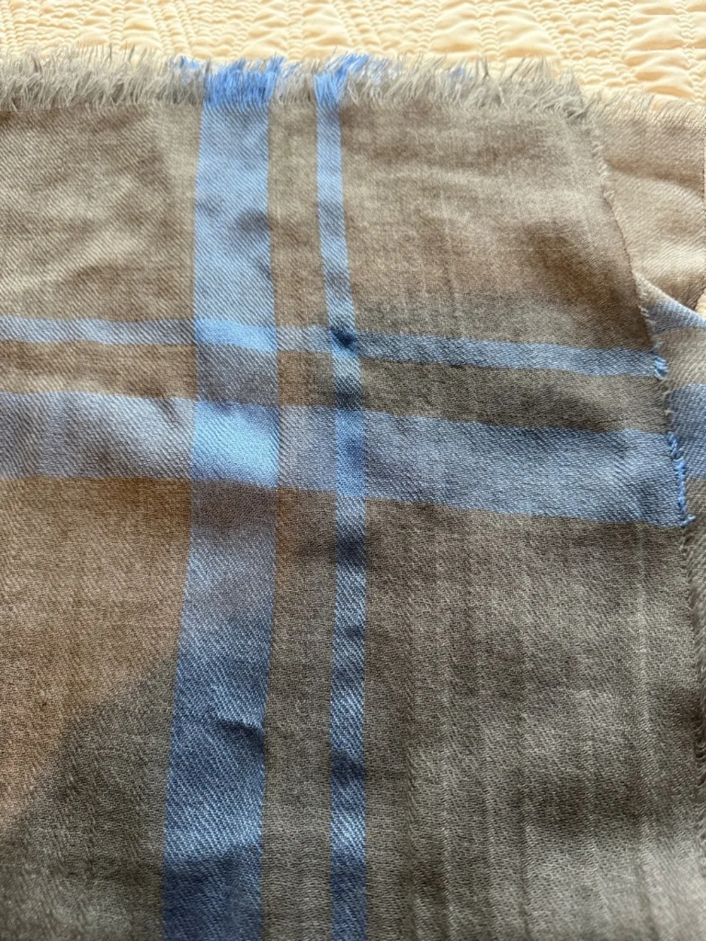 Ermenegildo Zegna Gray Scarf with Blue Stripes made in Italy 55x55